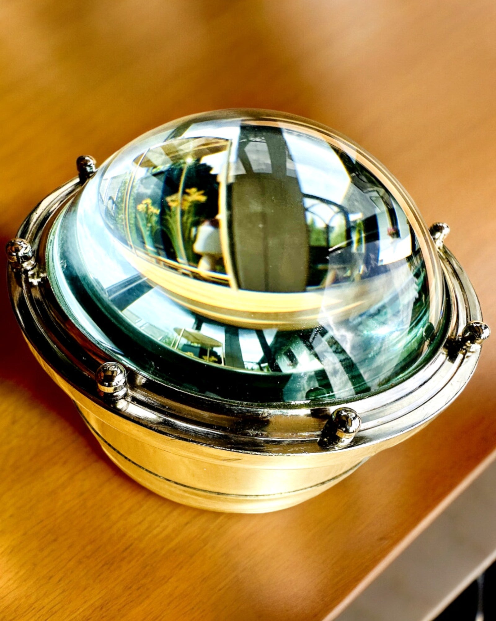 Bailey Compass Clock - Reloj Elegante con motivo de Brújula con Posibilidad de Grabado