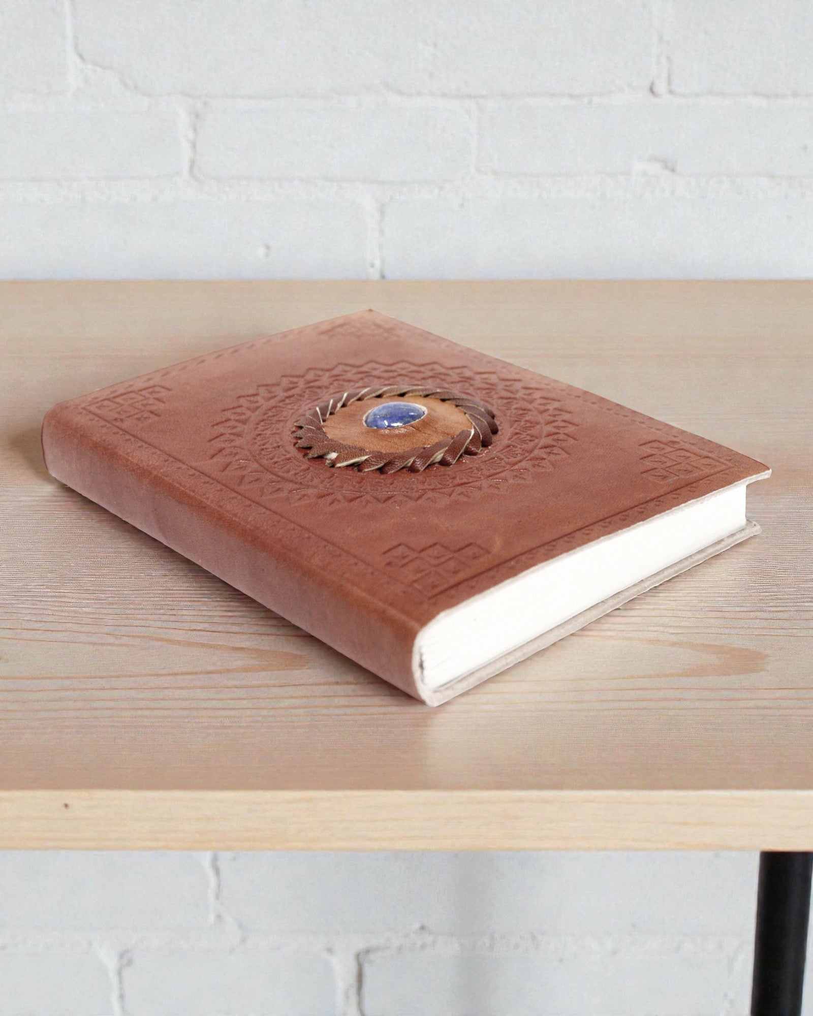 Aurora Lapis – Cuaderno de notas de cuero hecho a mano con piedra de lapislázuli