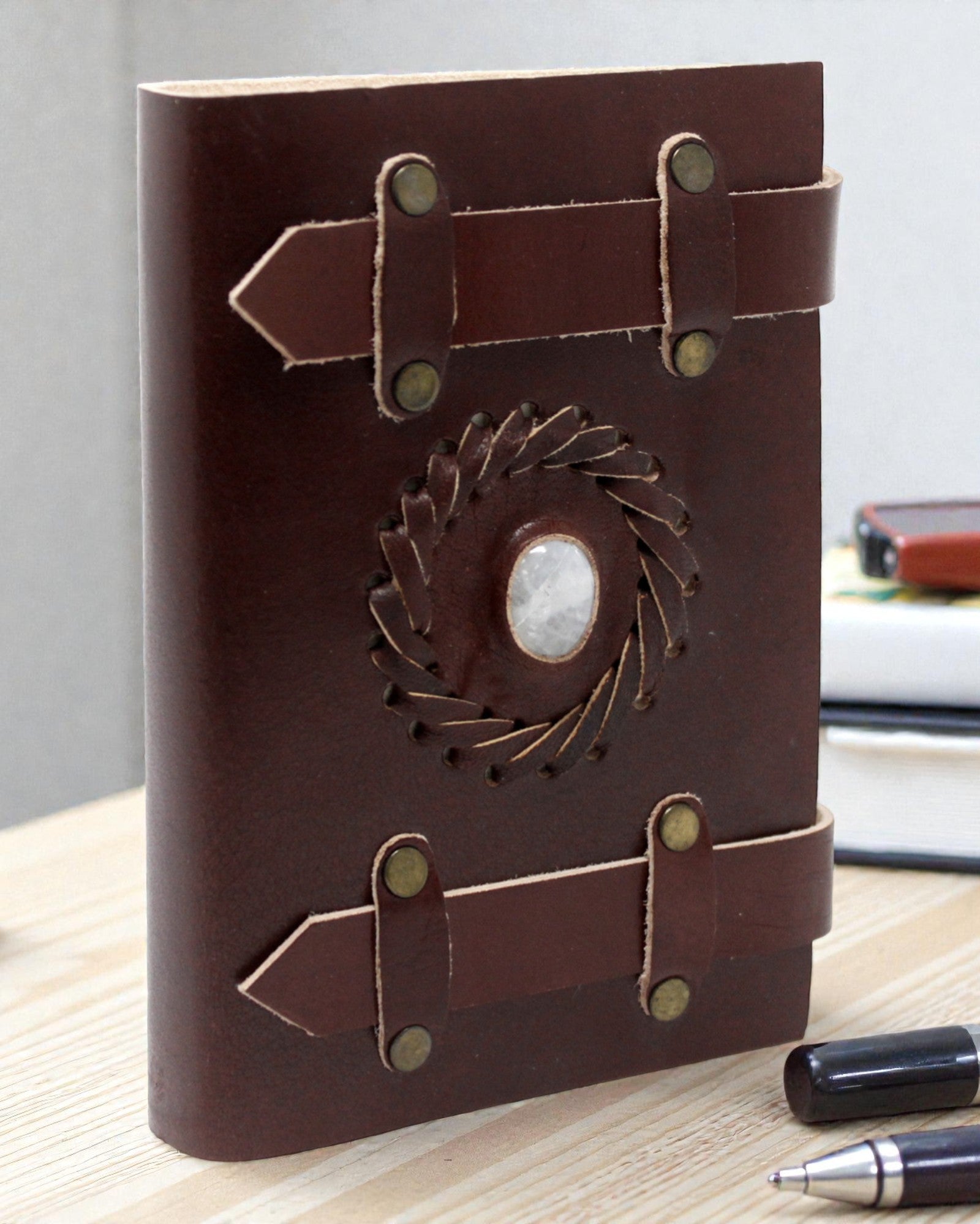 Cuaderno de cuero Piedra lunar Luna Cinturón – 15 × 10 cm