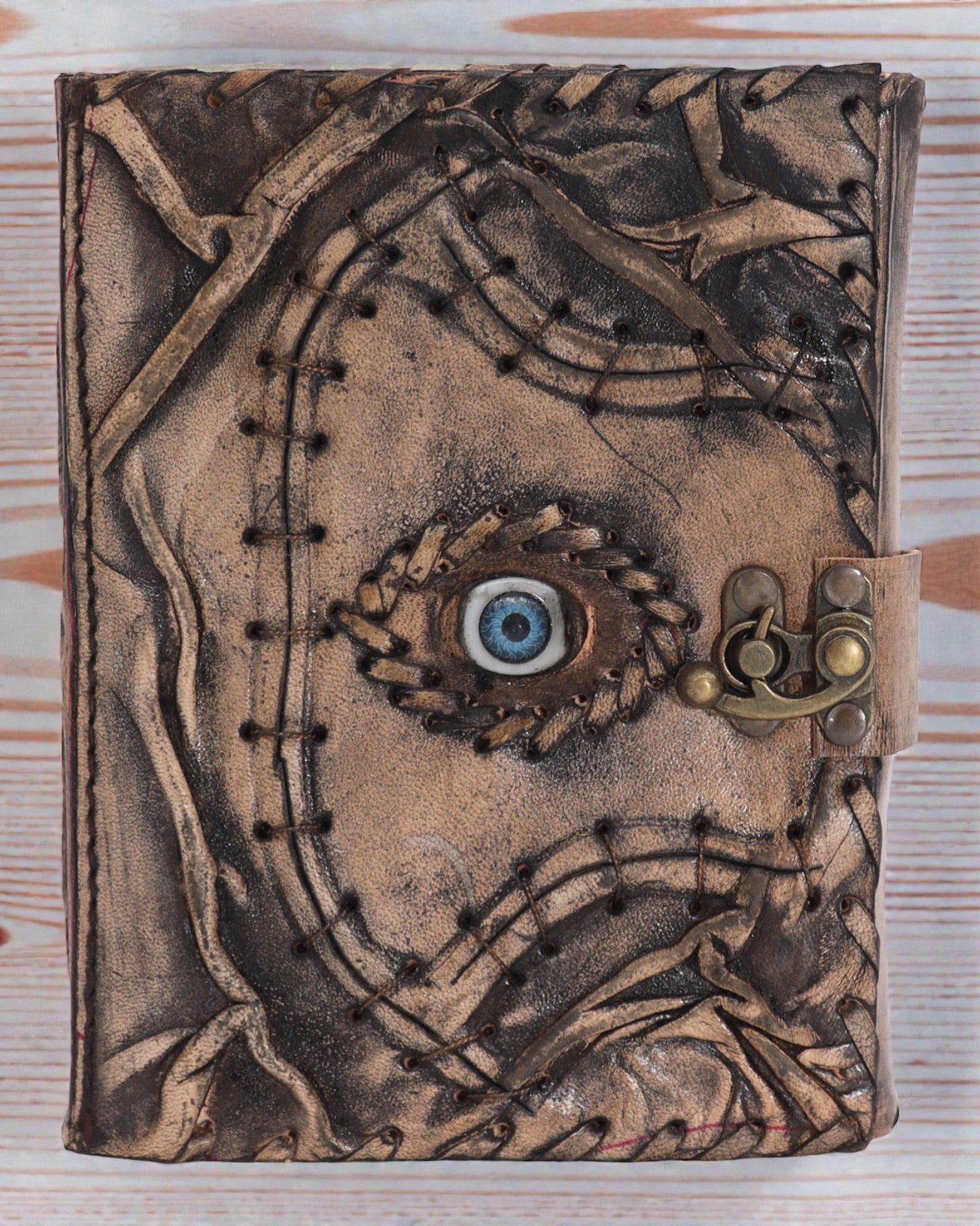 Cuaderno de cuero marrón – Mal de ojo – 17 × 12,5 cm | 160 páginas, bordes envejecidos