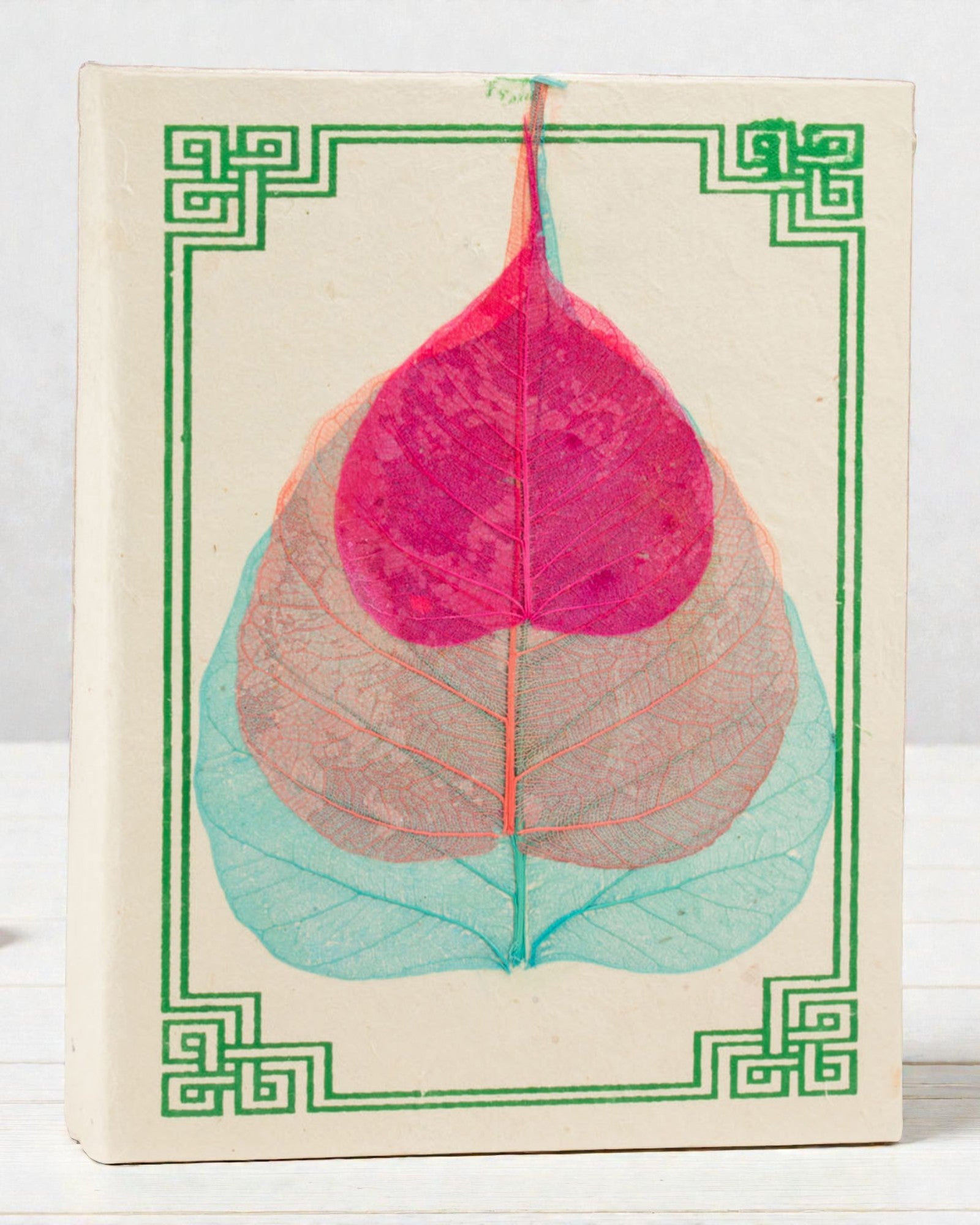 Cuaderno mediano Lokta Hojas de Bodhi (15 x 12 cm) – 45 hojas (mezcla de diseños)