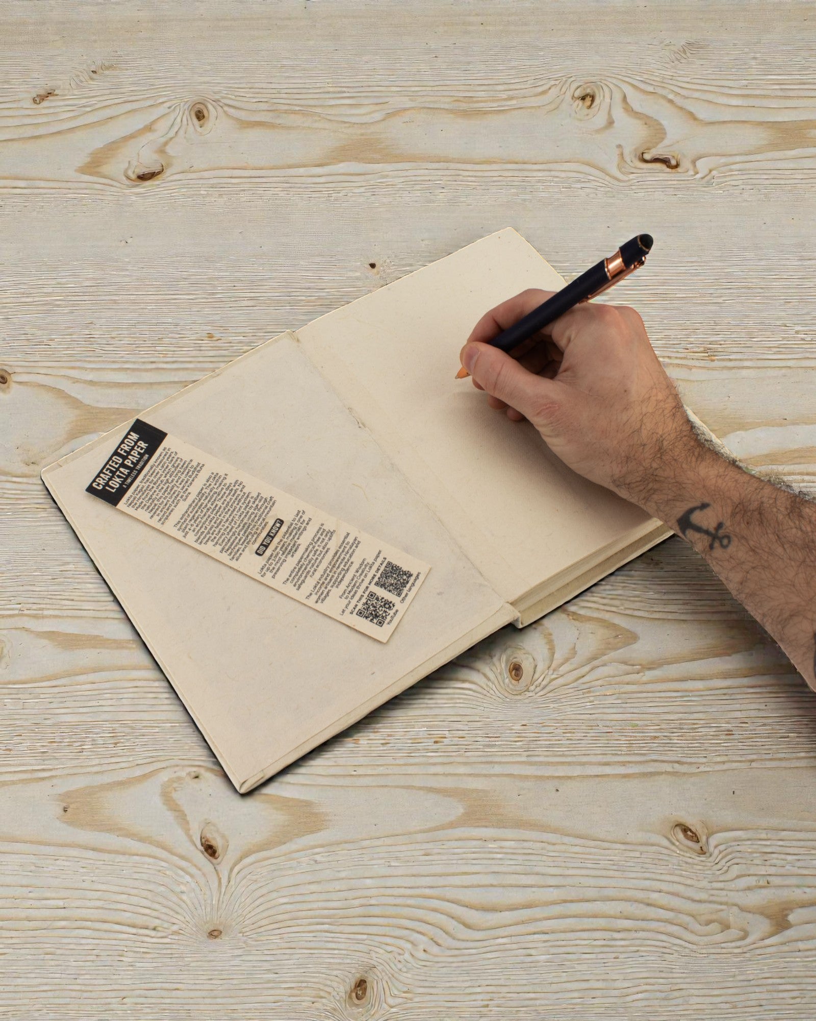 Cuaderno grande Lokta Inspiraciones – La vida real sucede fuera de línea (45 hojas, 21 x 15 cm)