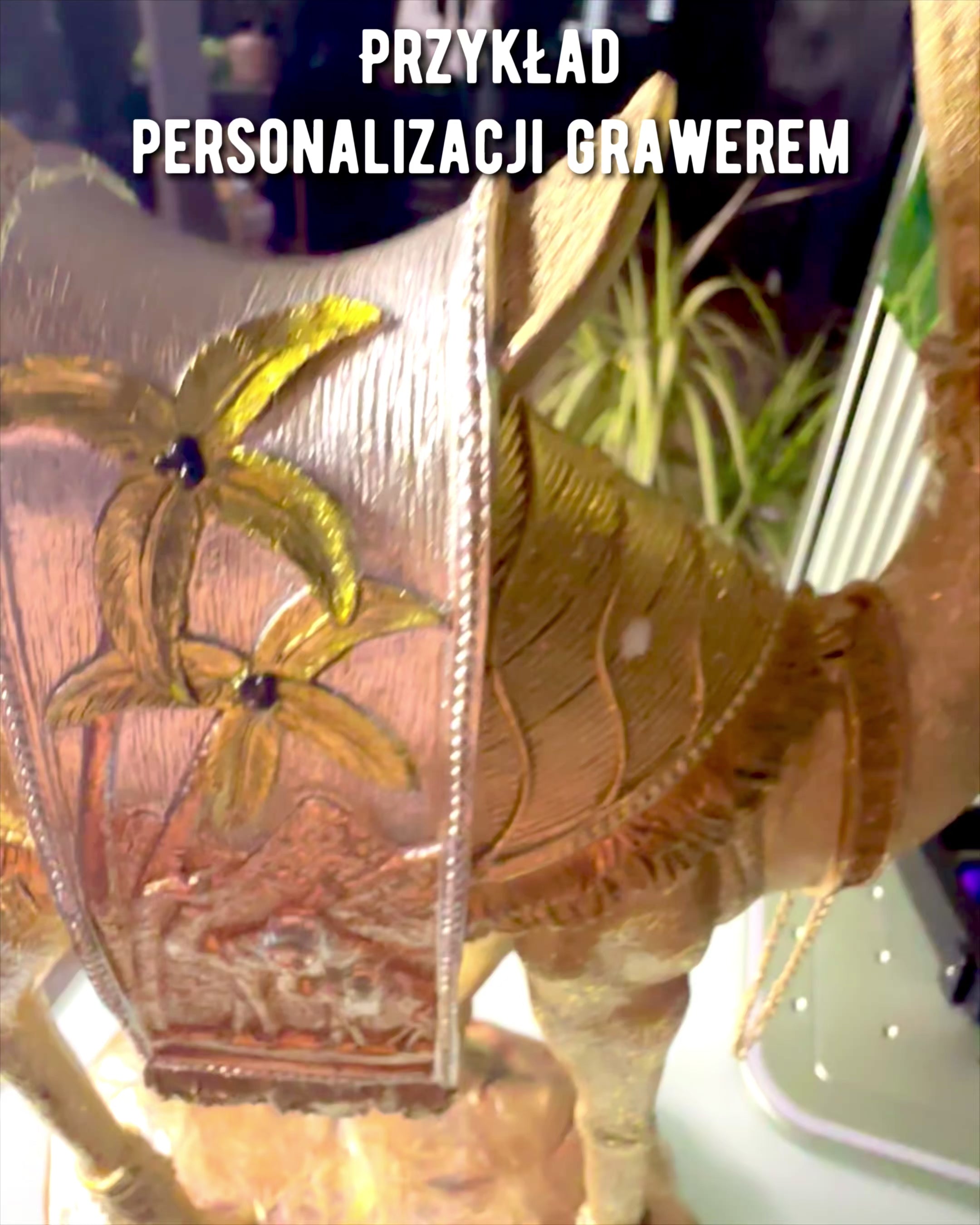 Statuetka Viajero del Desierto Decorativo Camello de Resina con Posibilidad de Grabado