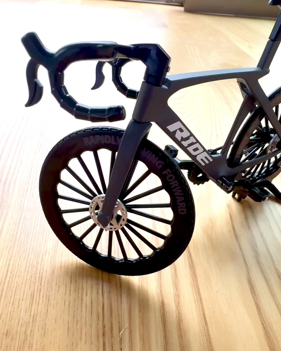 Mini Rower „Speedster” – modelo de colección con opción de grabado, 2 variantes a elegir