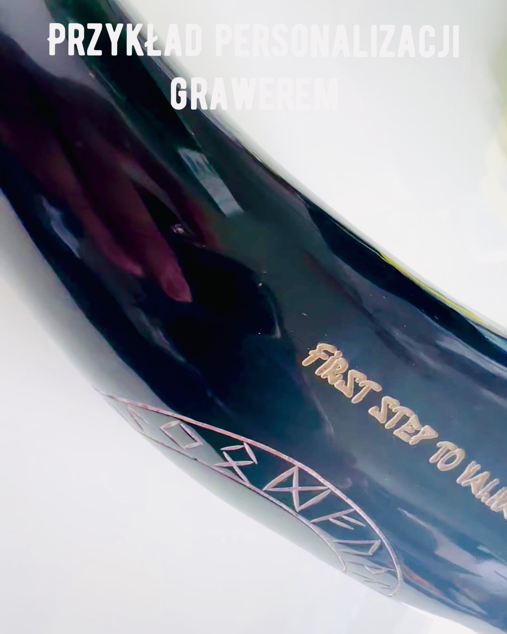 Copa de Cuerno "Viking Valor" - Grabado a Mano, Calidad Premium - 4 variantes para elegir