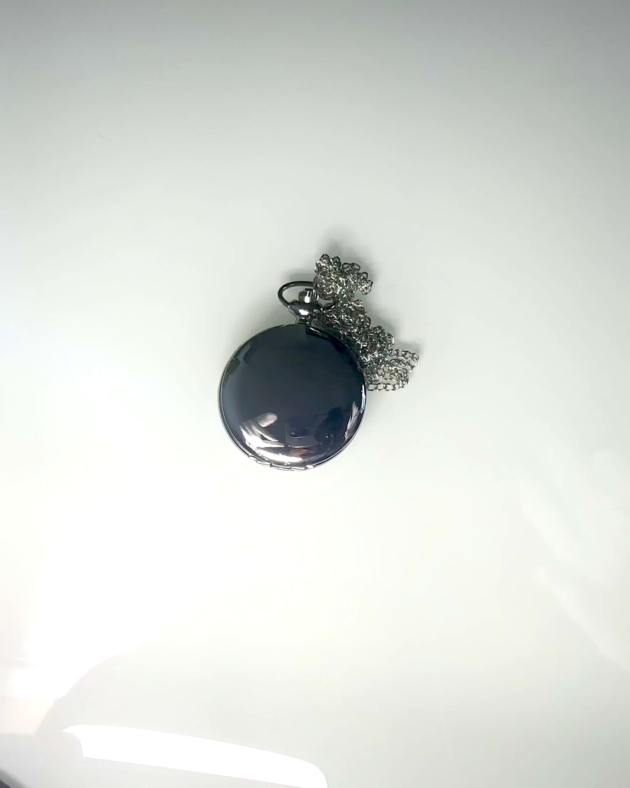 Reloj de Bolsillo Clásico Plateado con Opción de Grabado