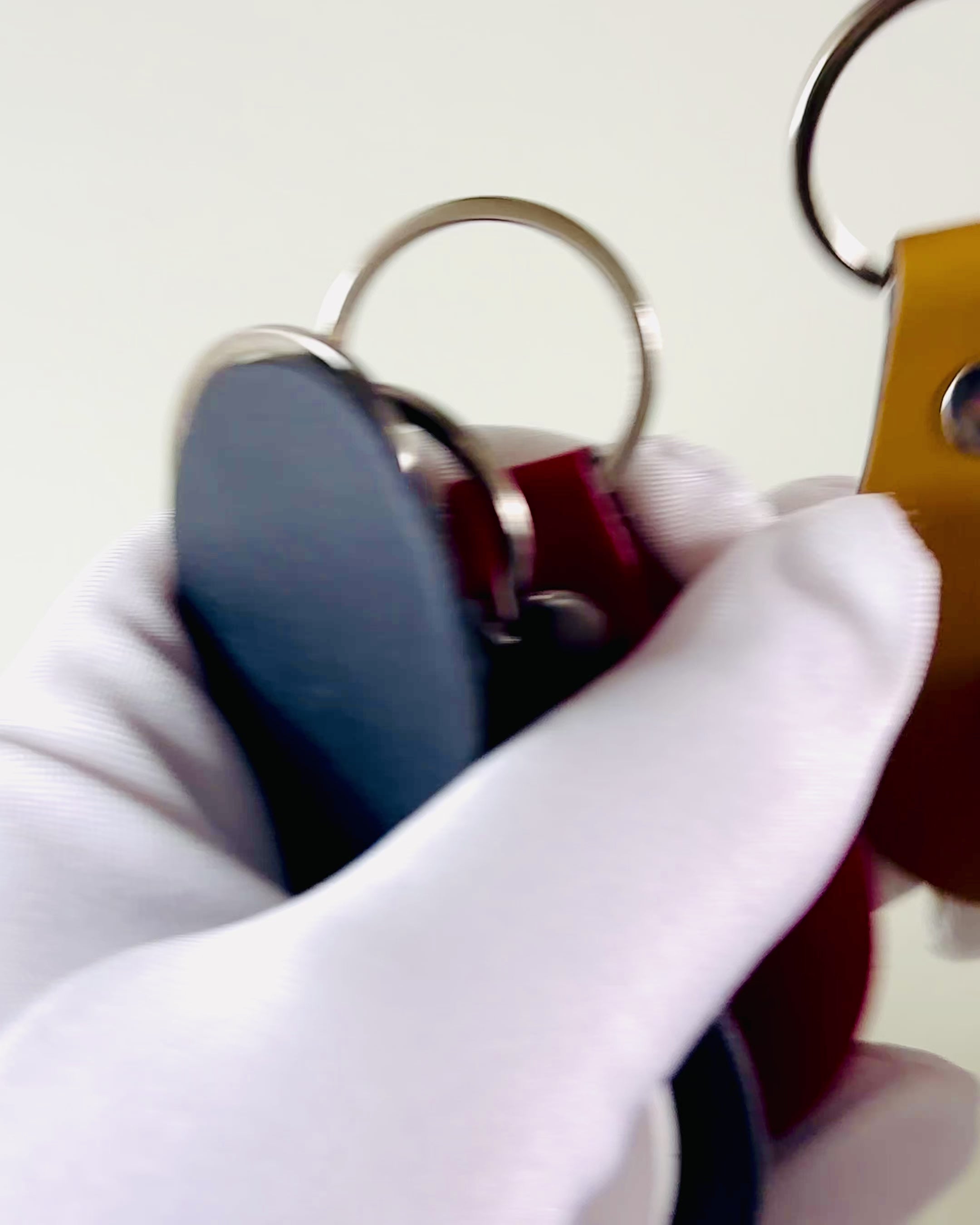 Llavero de Cuero PU Personalizable con Grabado - Disponible en 5 Colores