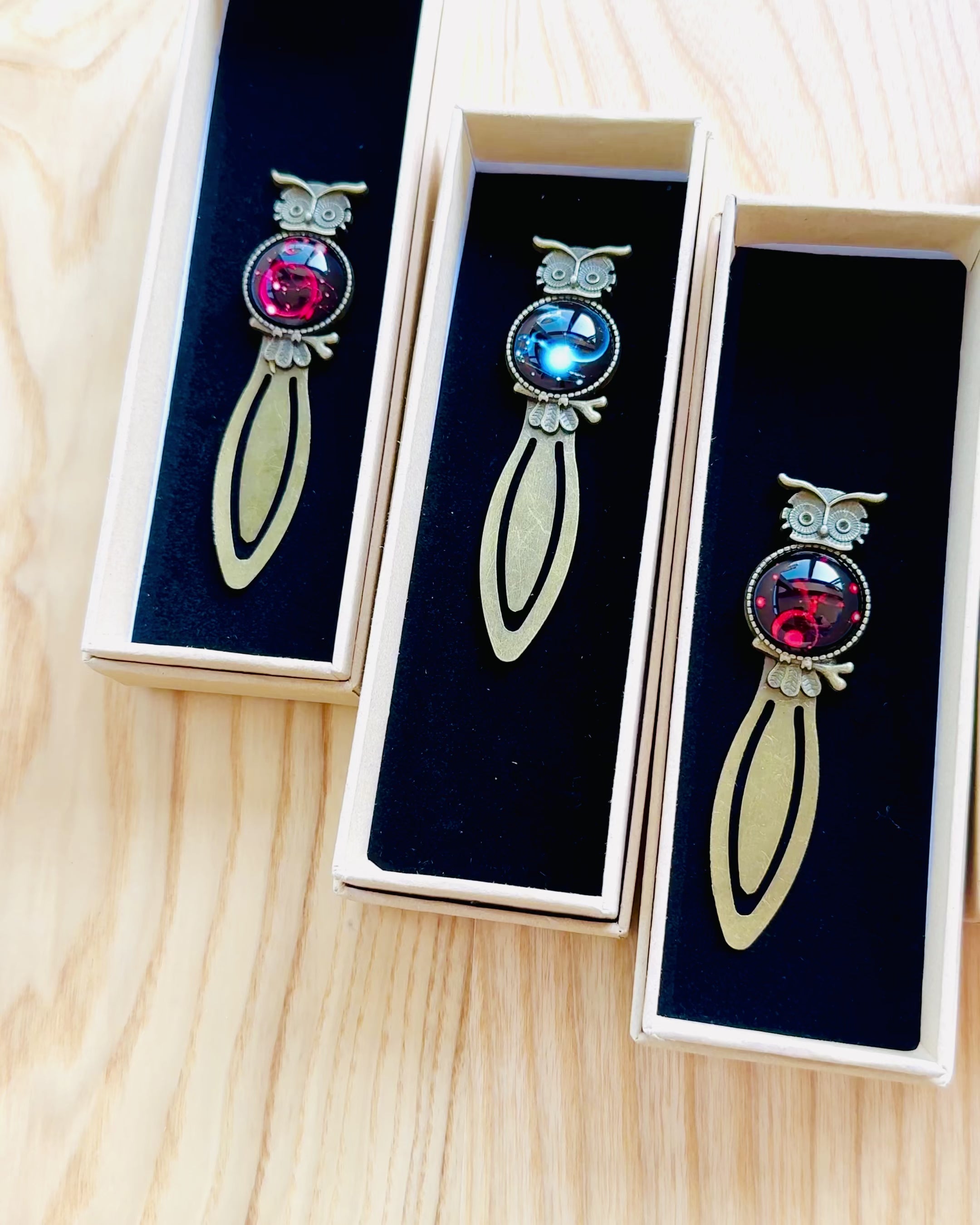 Marcador de libro "Sowa z Konstelacjami" - 12 variantes para elegir, personalización con grabado