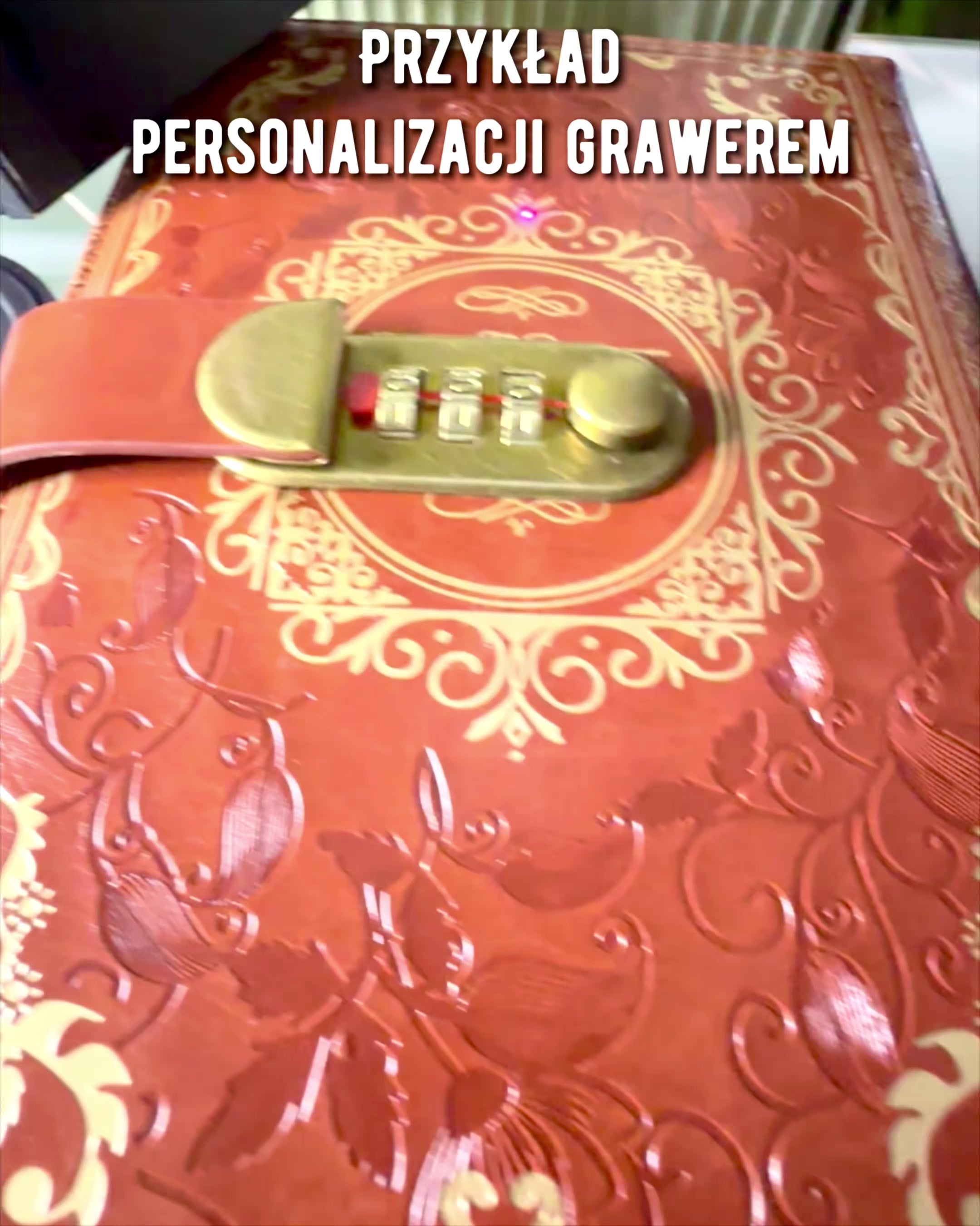 Exclusivo Cuaderno de Cuero "Sekretnik" A5 con Cerradura de Combinación - personalización con grabado