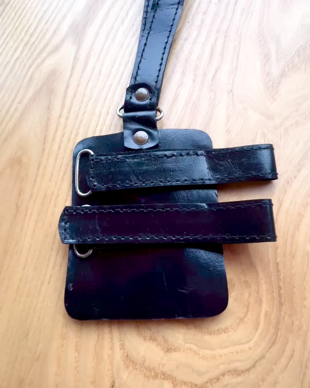 Funda Pantera Negra para Bastón con Opción de Grabado - Hecho a Mano de Cuero Natural