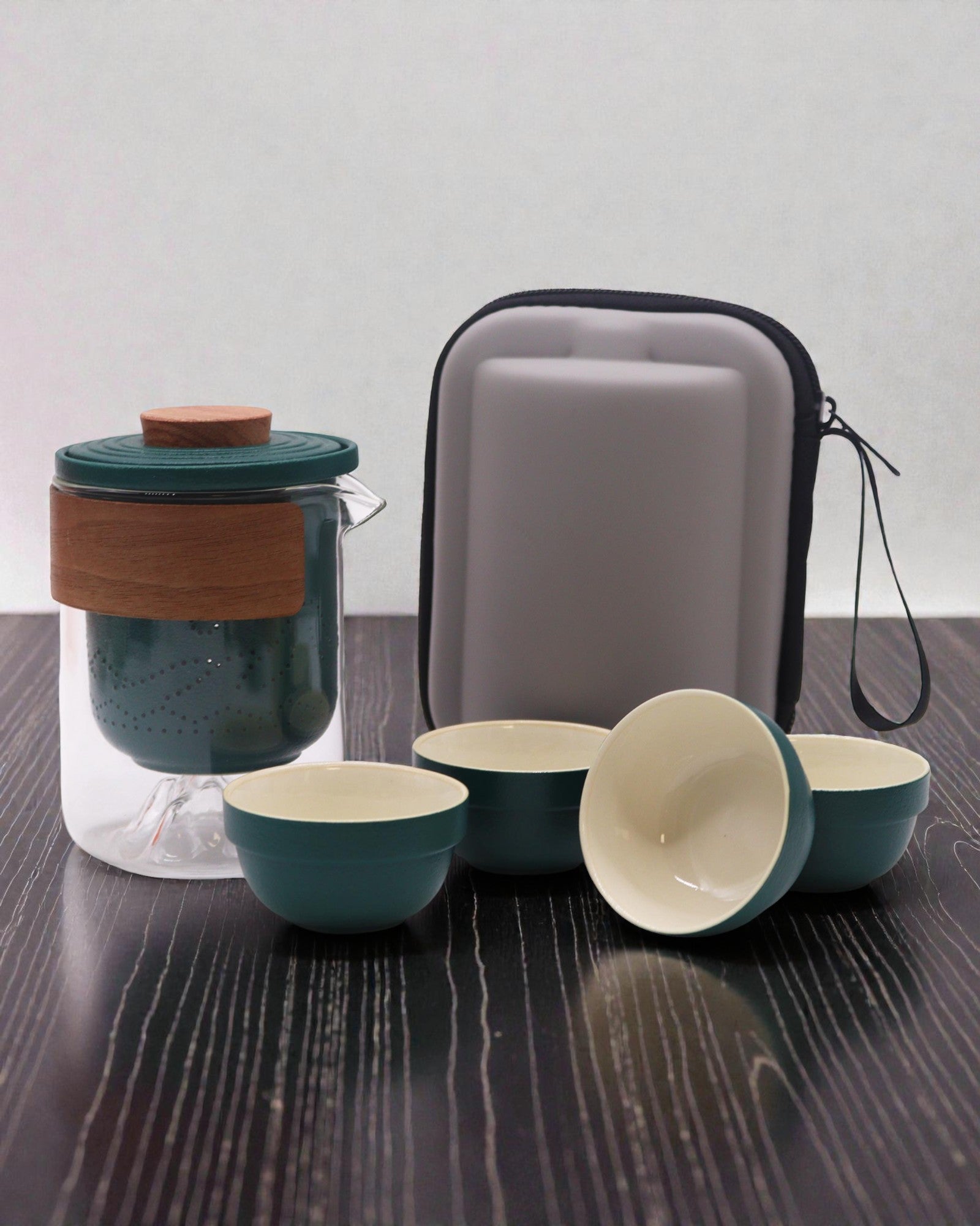 Expedición a la Montaña – Juego de té de viaje con 4 tazas