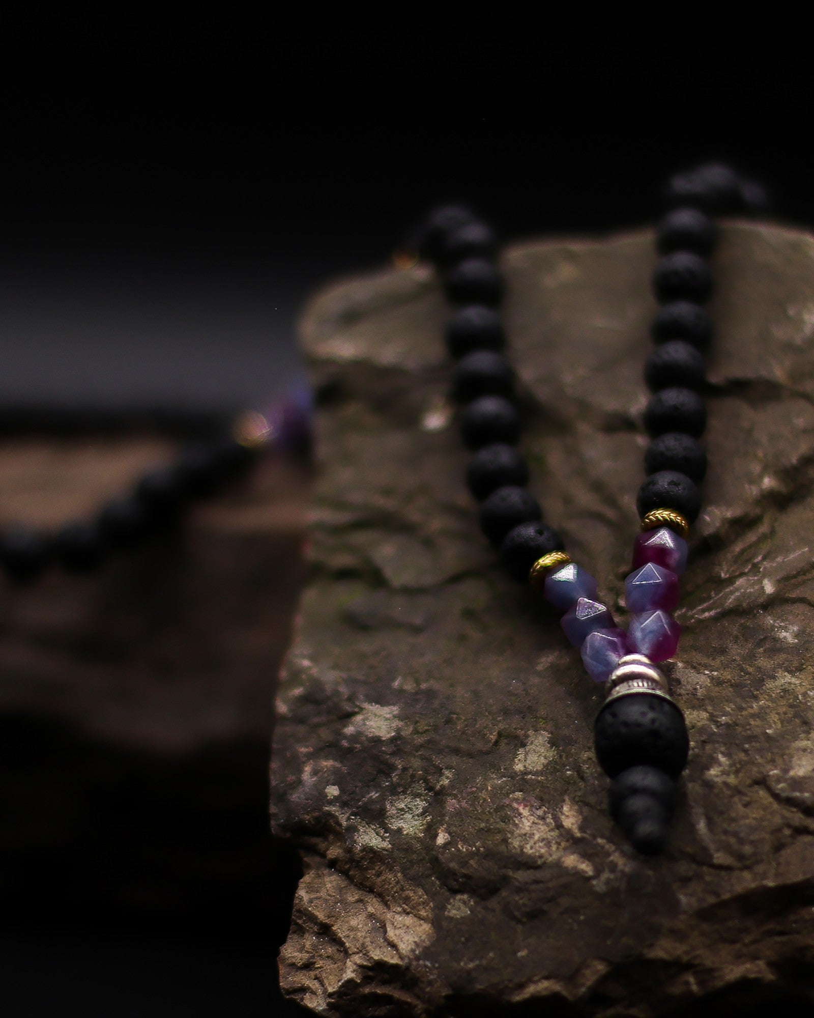 Collar Esencia del Volcán – Aceptación del lado oscuro