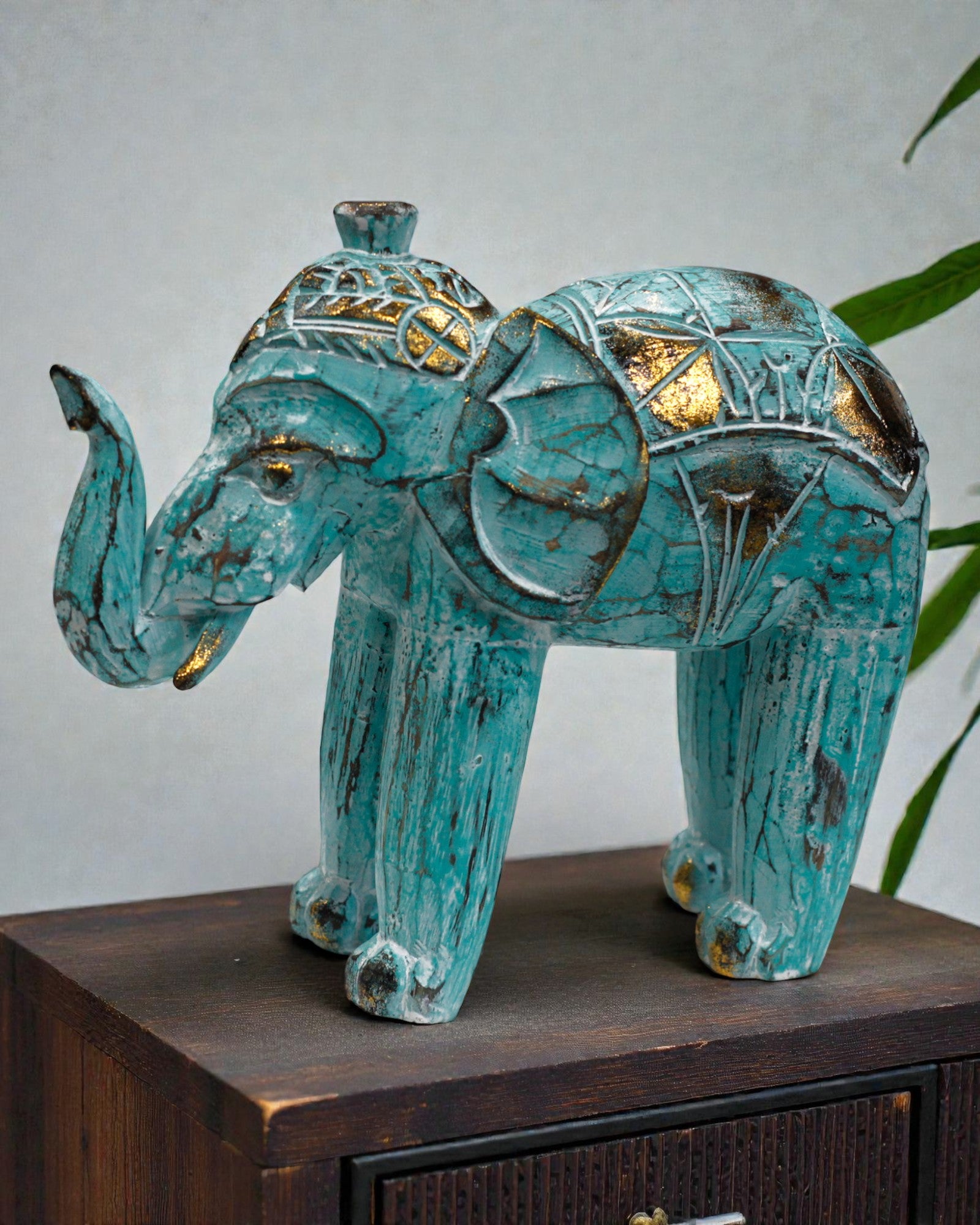 Escultura de elefante 24 cm – Turquesa y oro
