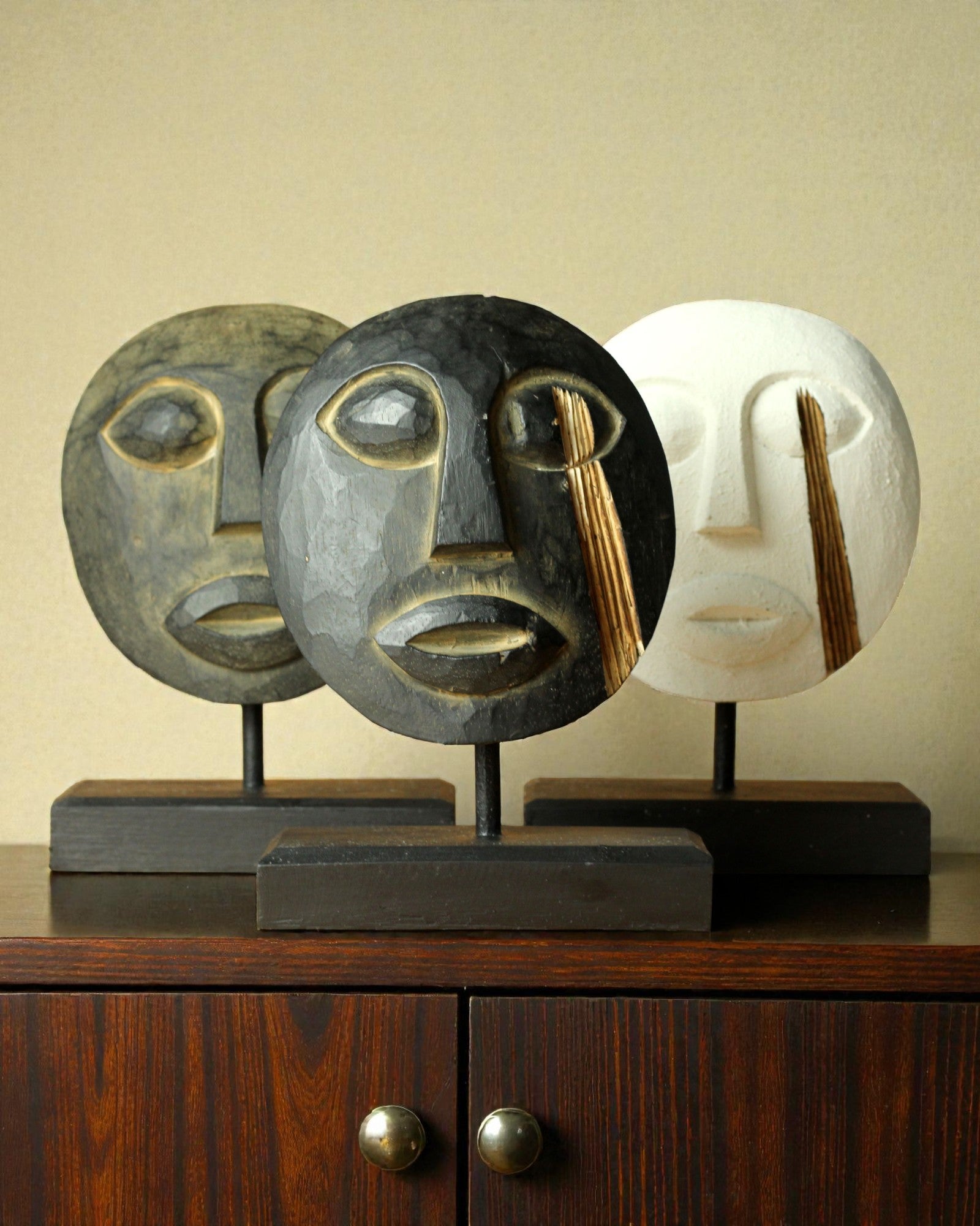 Máscara Timorense Guardián de los Ancestros 27x20 cm – Antigua