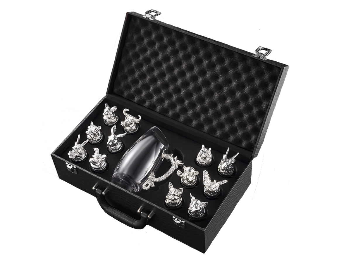 Set de 12 copas de 25ml con jarra de 250ml personalizable con grabado