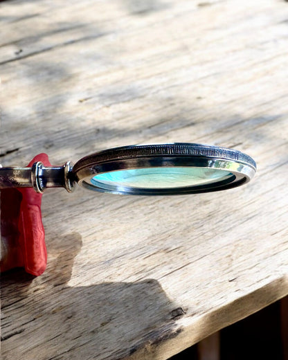 Lupa de Latón Navigator 1941 con Estuche de Cuero – Hecha a Mano, Premium, posibilidad de personalización para regalo