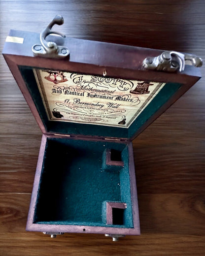 Gran Caja de Madera para Sextante o Brújula Premium "Mariner's Legacy" con Posibilidad de Grabado