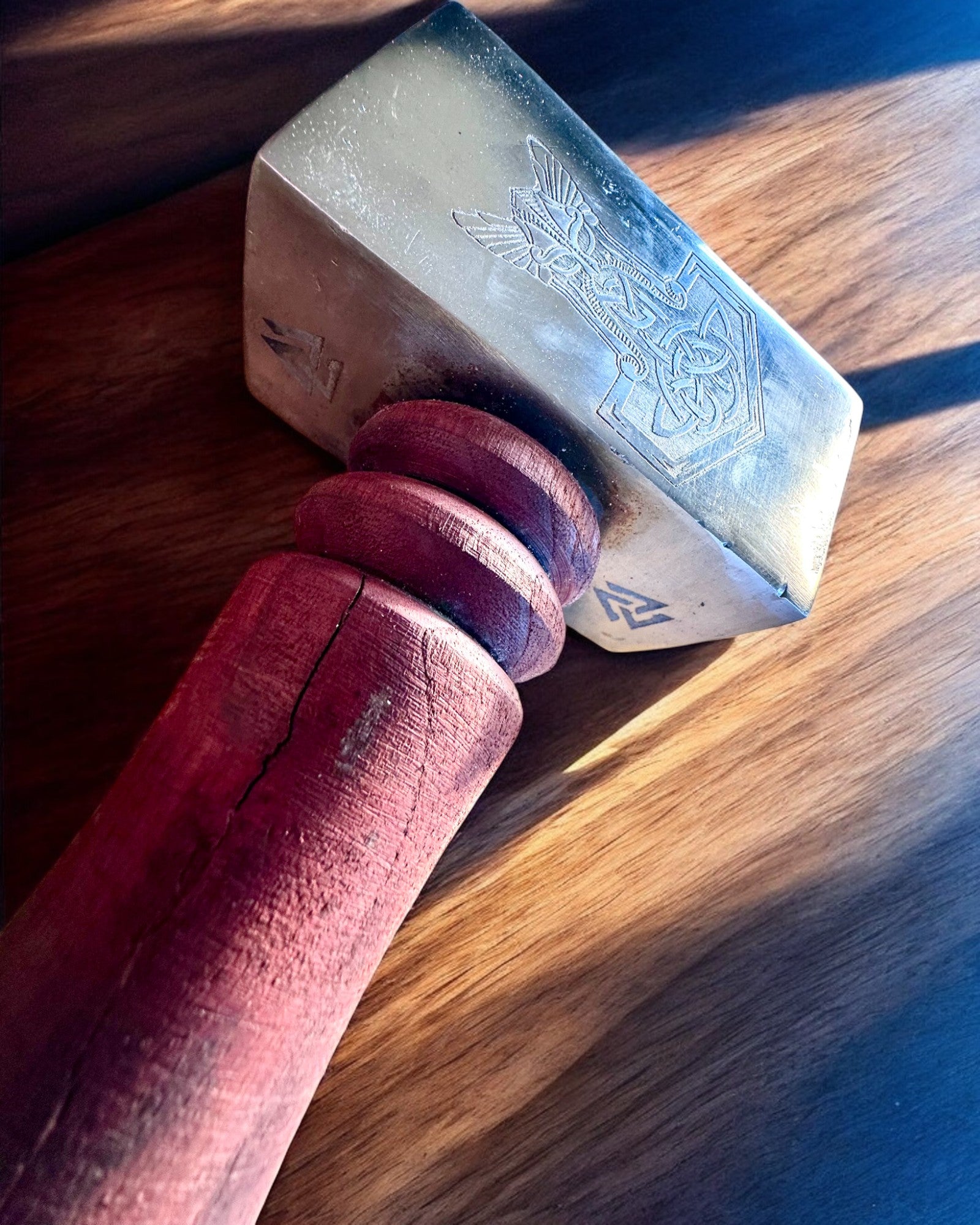 Martillo Mjölnir de los Skalds – 33 cm, Martillo Vikingo Forjado a Mano con Opción de Grabado