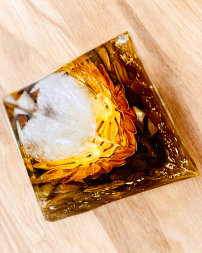 Pirámide de Cristal de Prosperidad de la Feliz Bola de Cristal, Piedra de Ojo de Tigre, Loto de Cobre