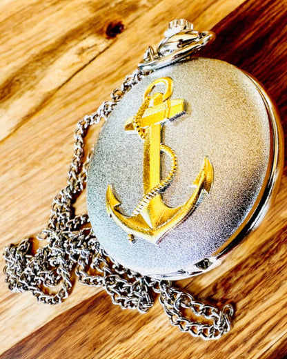 Reloj de Bolsillo "Ancla Dorada" - personalización para regalo con grabado