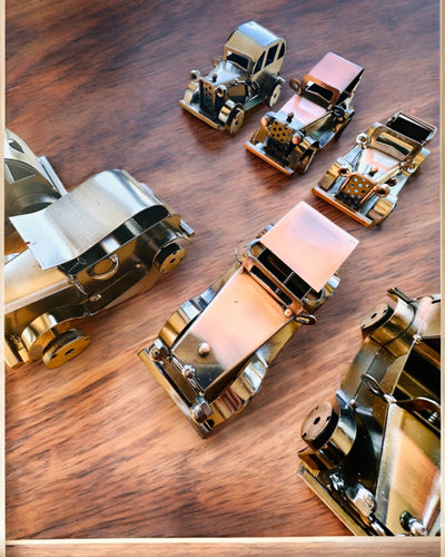 Coche clásico retro, automóvil, de hierro - Colección "Vintage Drive", modelo de coche, personalización con grabado para regalo