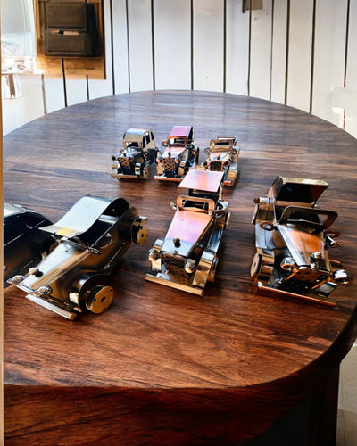 Coche clásico retro, automóvil, de hierro - Colección "Vintage Drive", modelo de coche, personalización con grabado para regalo