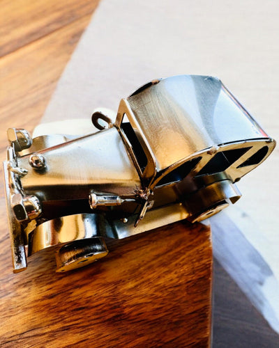 Coche clásico retro, automóvil, de hierro - Colección "Vintage Drive", modelo de coche, personalización con grabado para regalo