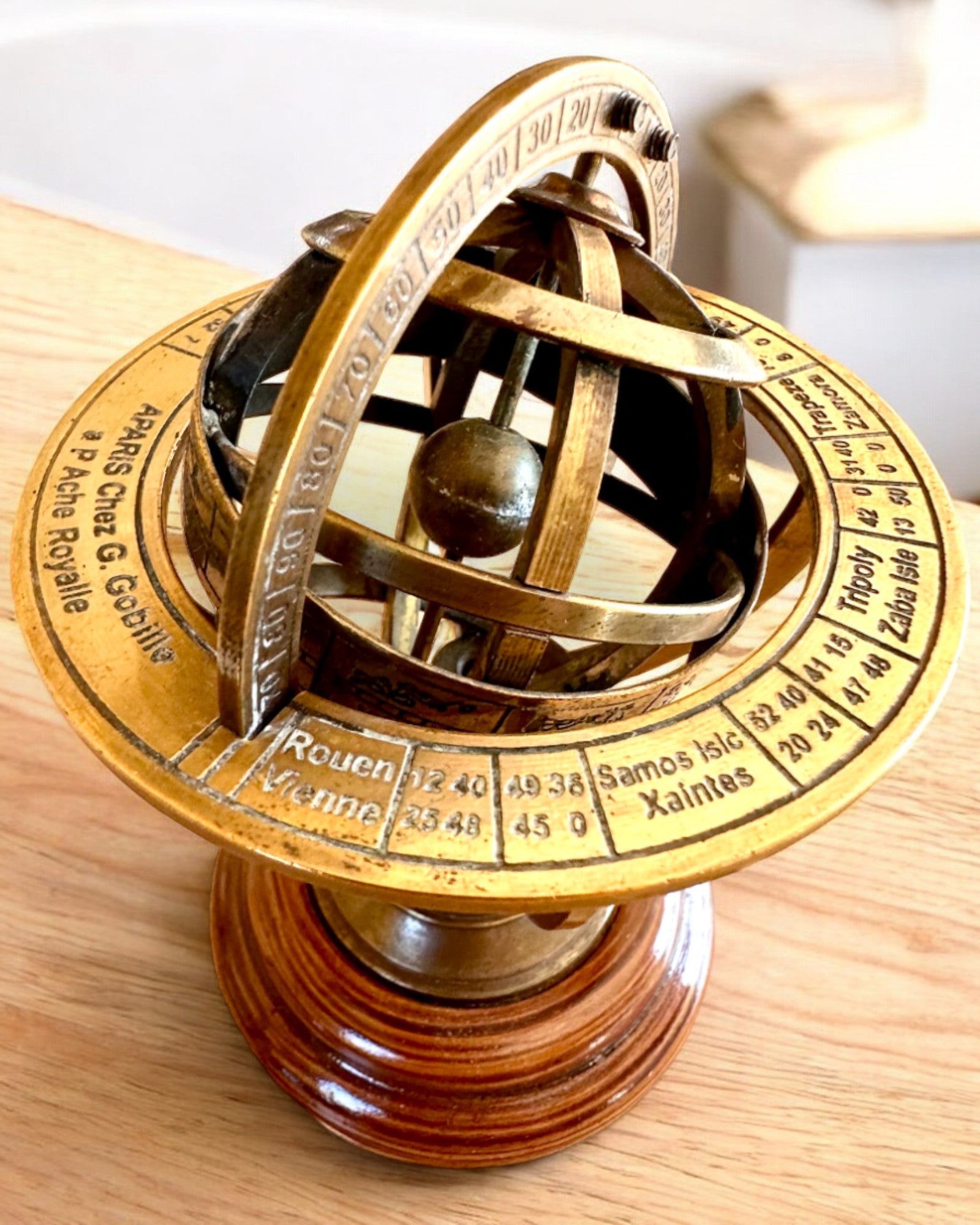 Astrolabium Artis 2 - 30 cm de altura, Hecho a Mano con Opción de Grabado, decoración para oficina, premium