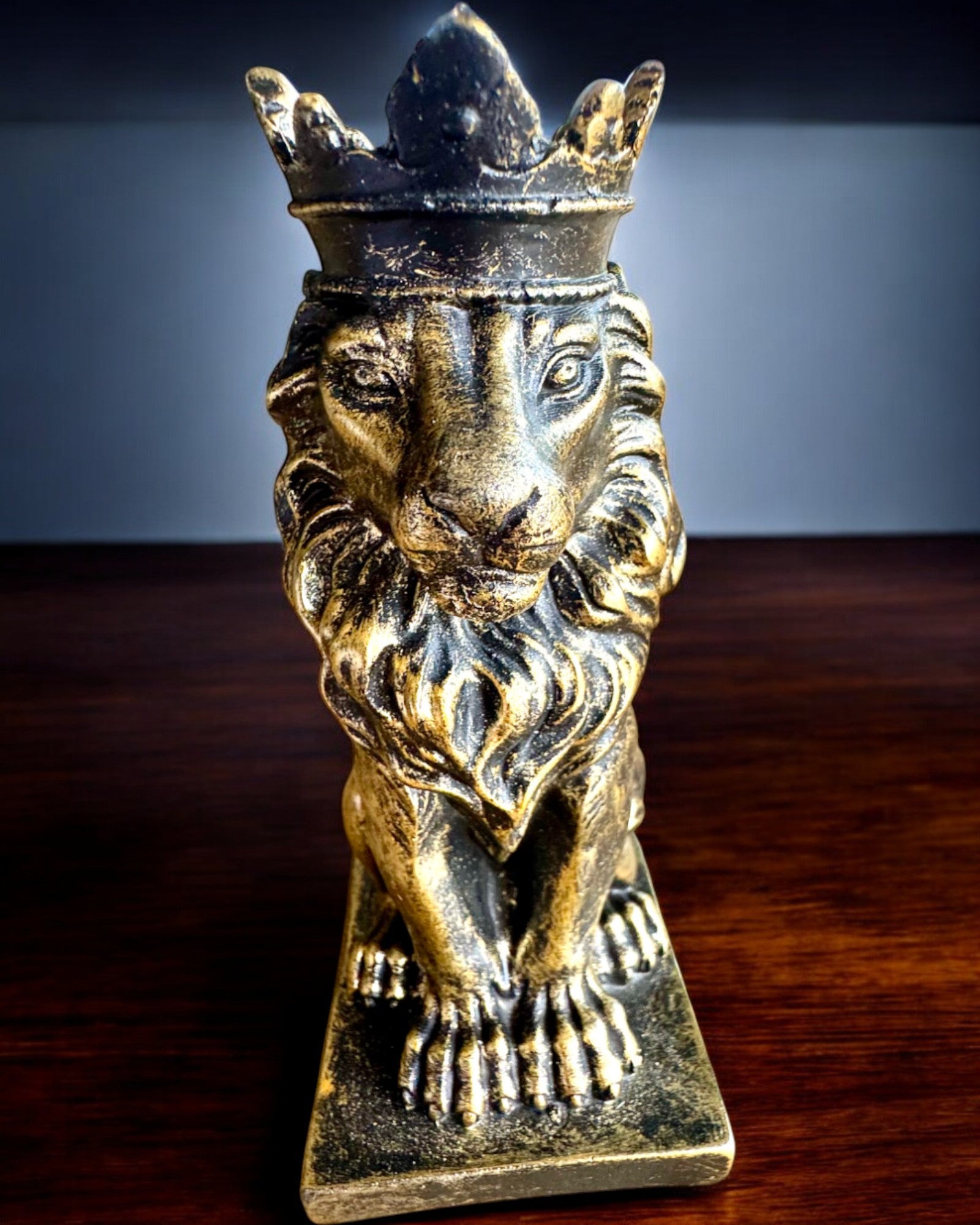 El Rey León – Figura decorativa compacta de 14.5 cm con opción de grabado para regalo