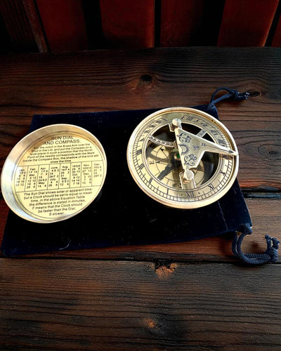 Kompas Solar Voyager 7cm – reloj solar de latón con brújula, personalización con grabado para regalo