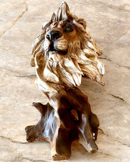 "Lwia Odwaga" - Figura de Resina, 28 cm de altura, con opción de grabado para regalo