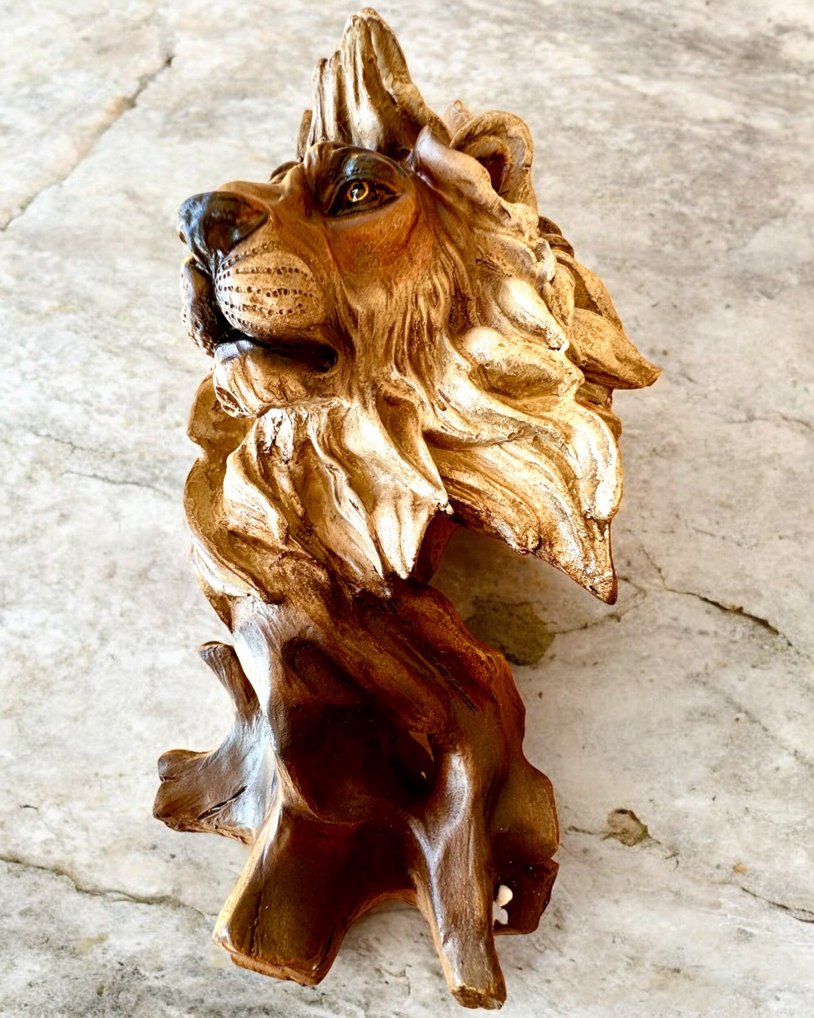 "Lwia Odwaga" - Figura de Resina, 28 cm de altura, con opción de grabado para regalo