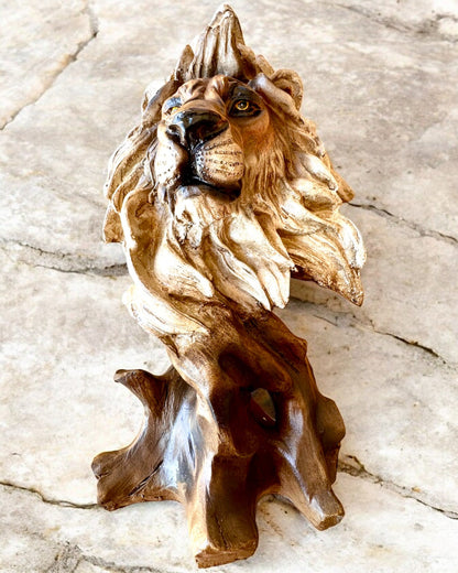 "Lwia Odwaga" - Figura de Resina, 28 cm de altura, con opción de grabado para regalo