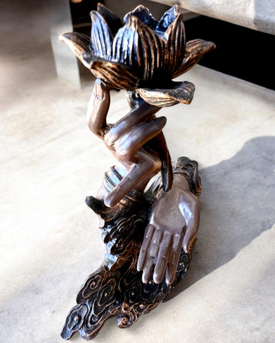 Mano Mística, Incensario, soporte para incienso con Flujo, posibilidad de personalización con grabado para regalo