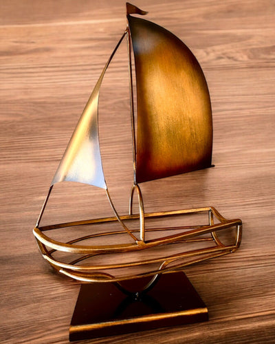Soporte Metálico para Vino de 45 cm de altura, "Fantasía Marinera" - en Forma de Velero con Posibilidad de Grabado para regalo