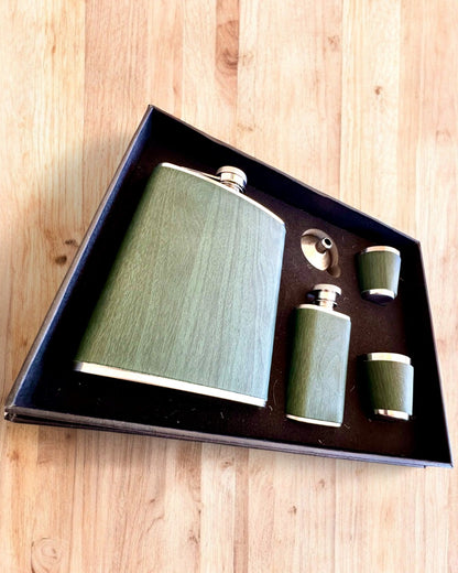 Juego de petacas con vasos "Forest Spirit", para regalo personalización con grabado