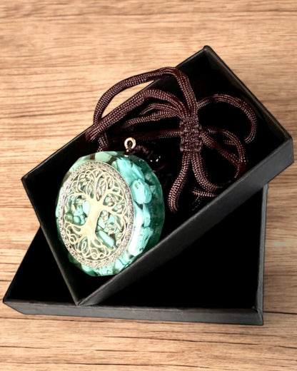Amuleto "Drzewo Życia" con turquesa – Tu fuerza personal, collar para regalo, personalización con grabado