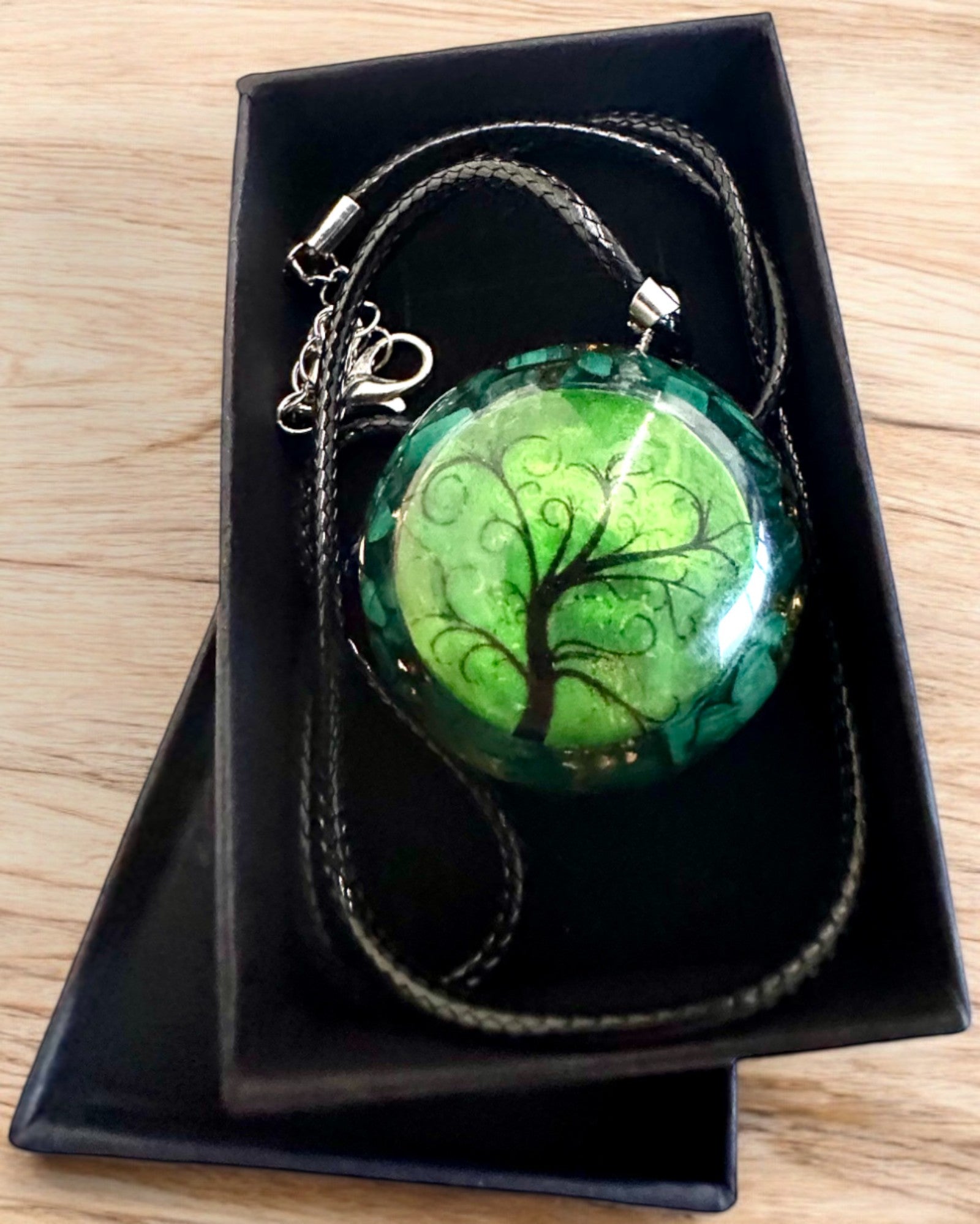 "Malachitowy Amulet Życia" - collar con opción de personalización con grabado para regalo