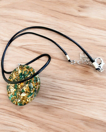 "Malachitowy Amulet Życia" - collar con opción de personalización con grabado para regalo