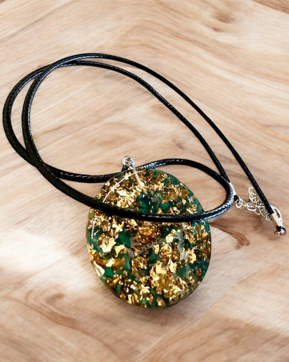"Malachitowy Amulet Życia" - collar con opción de personalización con grabado para regalo