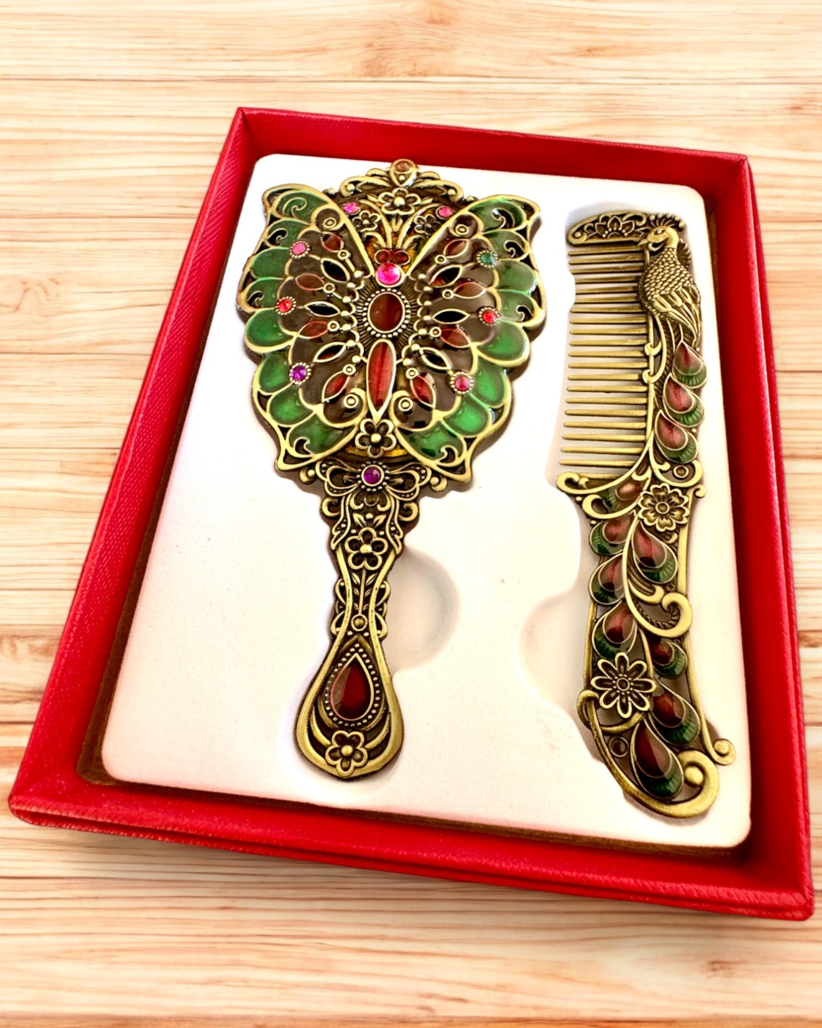 Conjunto de Espejo "Elegancia de Mariposa" con Peine