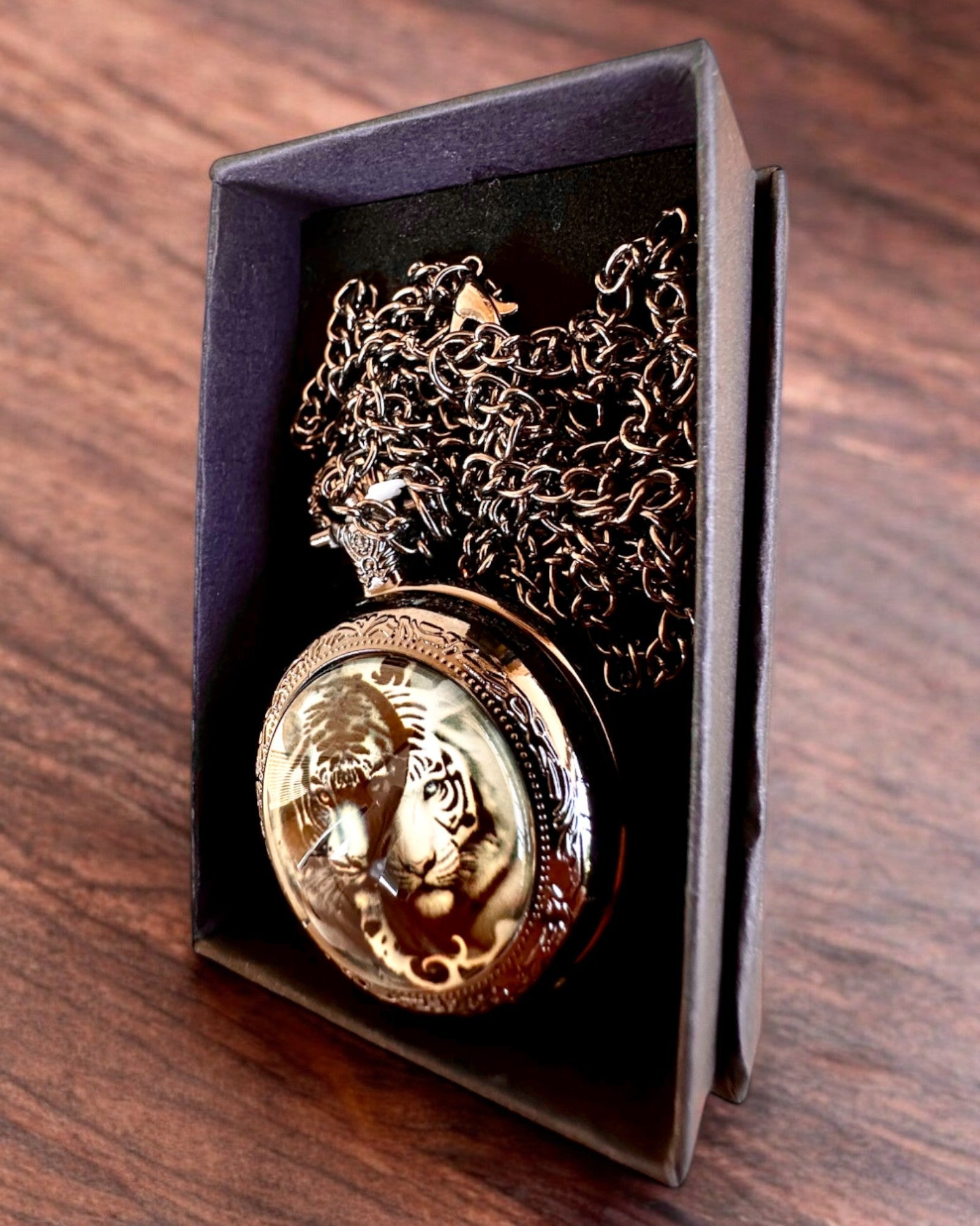 Reloj de bolsillo "Tygrysia Elegancja" de acero inoxidable con opción de grabado para regalo