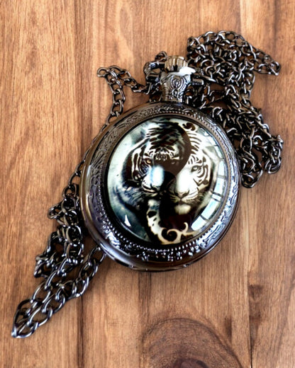 Reloj de bolsillo "Tygrysia Elegancja" de acero inoxidable con opción de grabado para regalo