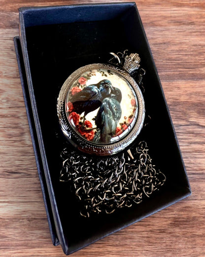 Reloj de Bolsillo 'El Beso de los Cuervos' con Grabado – personalización con grabado para regalo