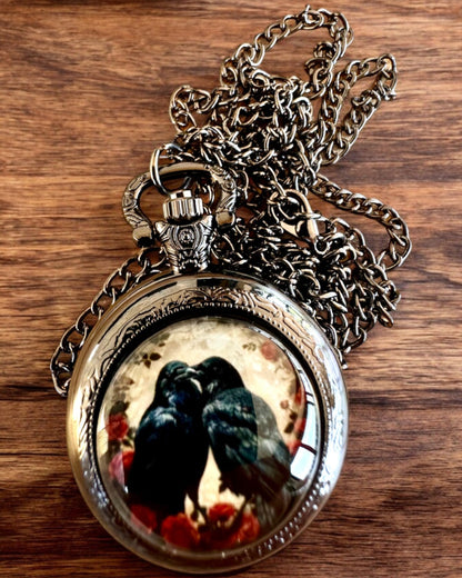 Reloj de Bolsillo 'El Beso de los Cuervos' con Grabado – personalización con grabado para regalo