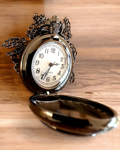 Reloj de Bolsillo 'El Beso de los Cuervos' con Grabado – personalización con grabado para regalo