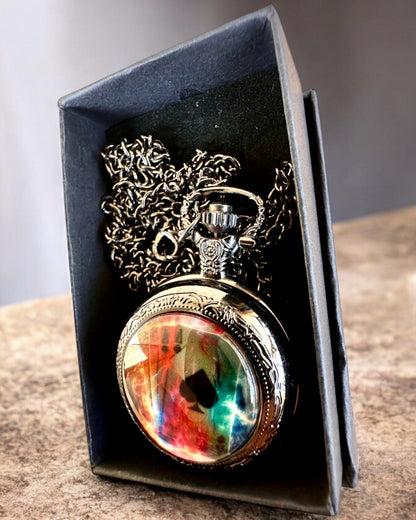 Reloj de bolsillo "Magiczna Talia" - Accesorio elegante de acero inoxidable, personalización con grabado para regalo
