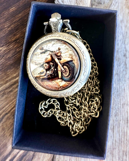 Reloj de Bolsillo Retro "Estilo Motocicleta", posibilidad de personalización con grabado para regalo