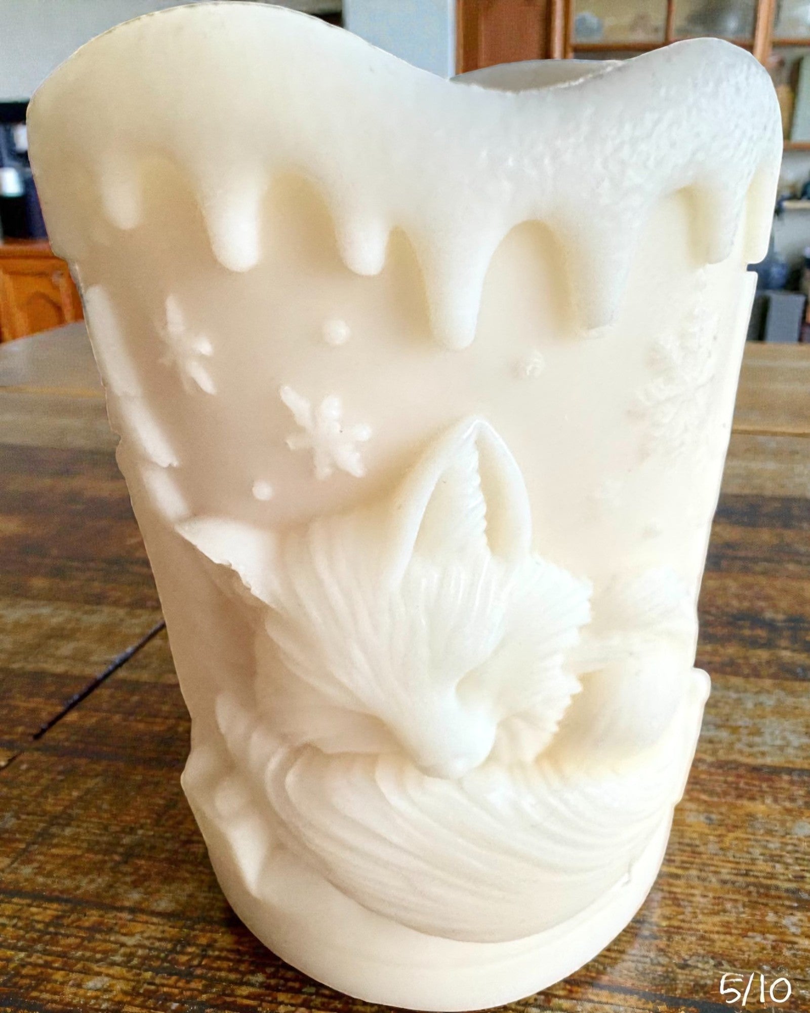 Vela de soja Zorro Invernal, 7,5 cm de altura, vela de soja vertida a mano con un adorable zorro dormido, personalizable con grabado en la placa