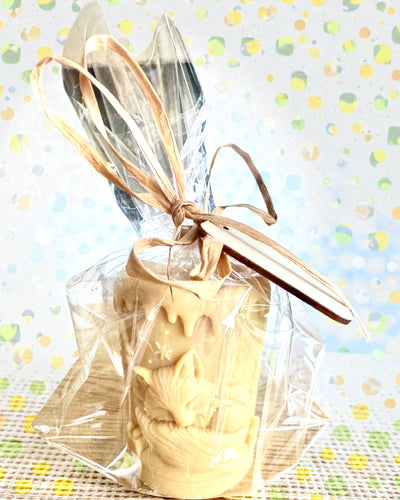 Vela de soja Zorro Invernal, 7,5 cm de altura, vela de soja vertida a mano con un adorable zorro dormido, personalizable con grabado en la placa